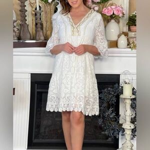 Tempo Paris Ivory Lace Dress Gold Sequin Embellishment with Sleeves Size XL NWT